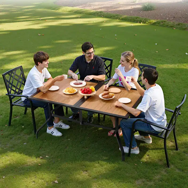Table à manger d'extérieur VEVOR, rectangulaire, 150 cm, en acier aspect bois, pour 4 à 6 personnes, avec trou pour parasol de 3,8 cm, marron
