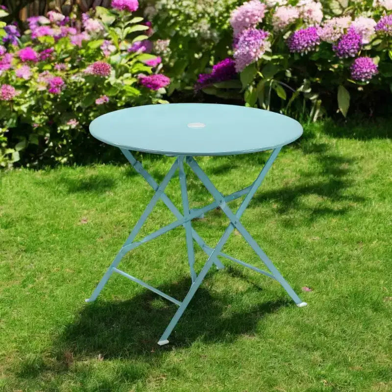 HomeRoots Table de bistrot pliante d'extérieur arrondie en aluminium aqua de 30 po avec trou pour parasol