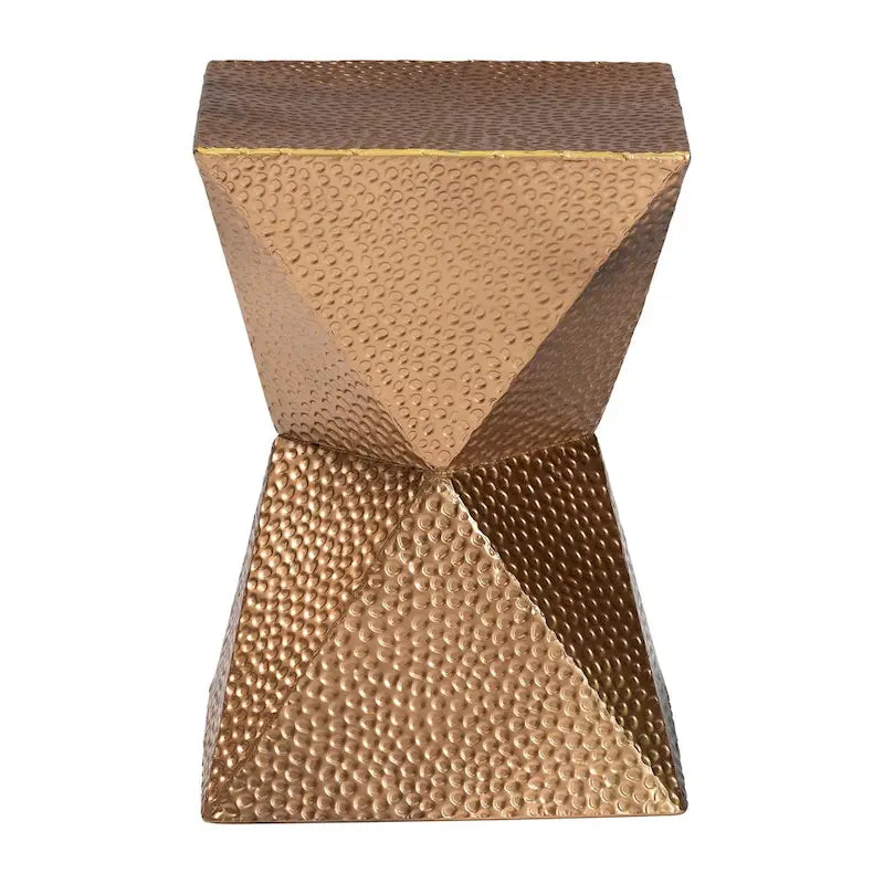 Table d'appoint texturée Pacey en métal - Table d'appoint géométrique dorée avec silhouette en forme de sablier pour usage intérieur ou semi-extérieur