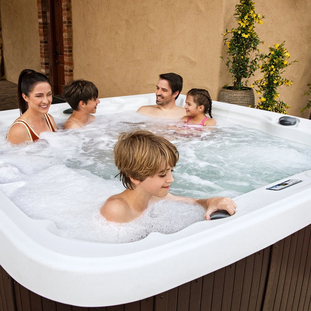 Spa Lifesmart LS600DX 7 personnes, 65 jets, 230 V avec Turbo Blaster à 14 buses