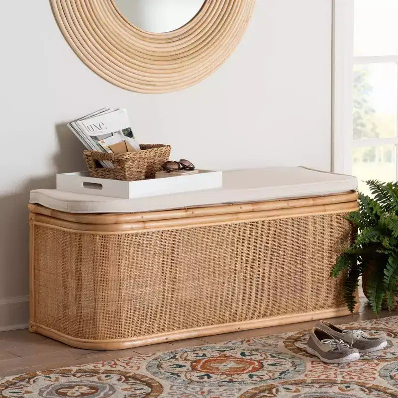 Banc de rangement bali & pari Ishana en rotin naturel Naturel/Blanc : Polyester rembourré, cadre en contreplaqué, aucun assemblage requis