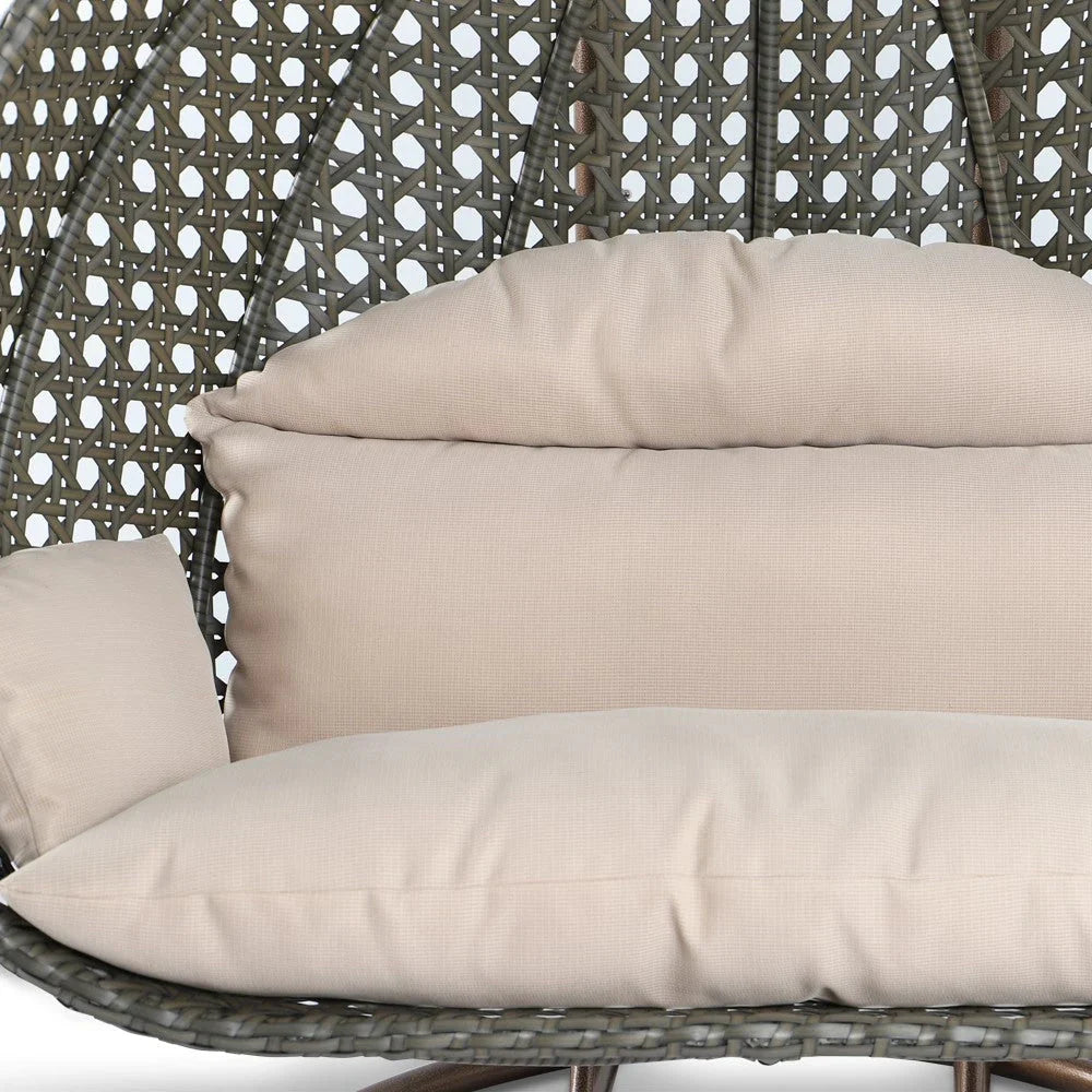 LeisureMod Fauteuil suspendu œuf 2 places avec support - Balançoire / hamac de patio en rotin osier pour extérieur/intérieur avec coussins