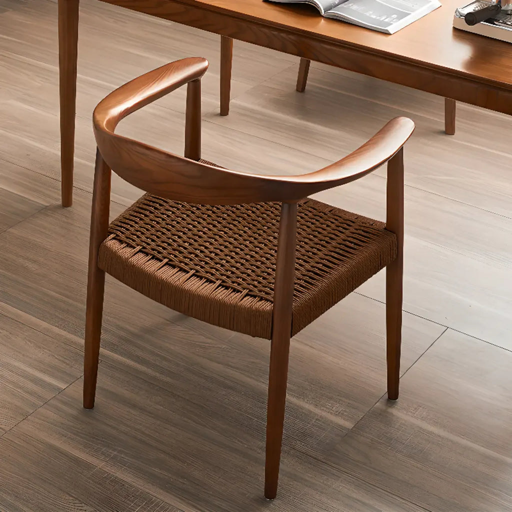 Chaise de salle à manger scandinave incurvée en bois tressé avec accoudoirs