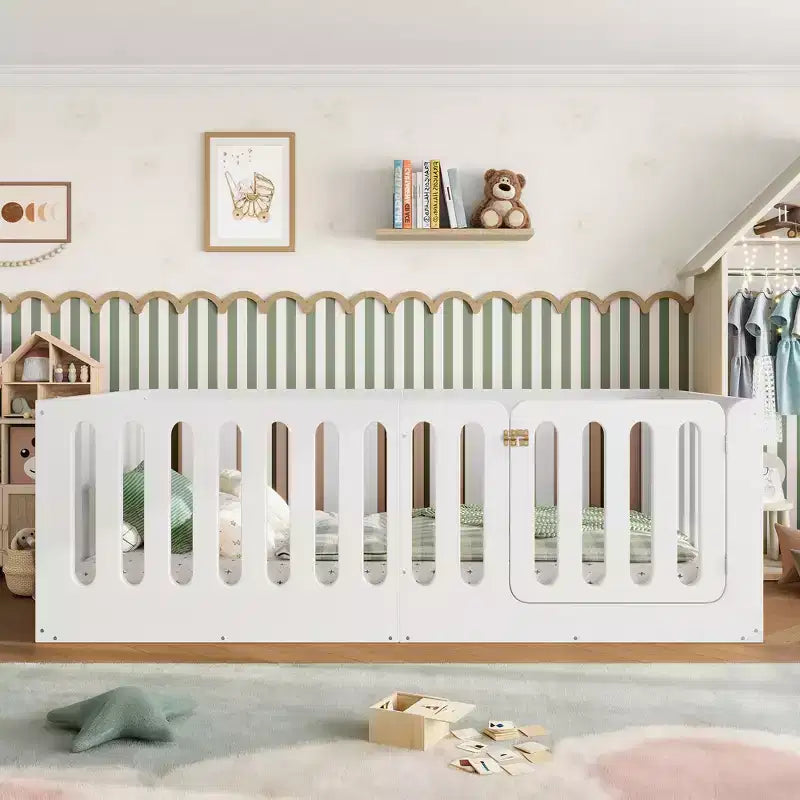 Lit Montessori Jumeau Blanc au Sol avec Barrières et Porte – Bois Massif, 1 Enfant