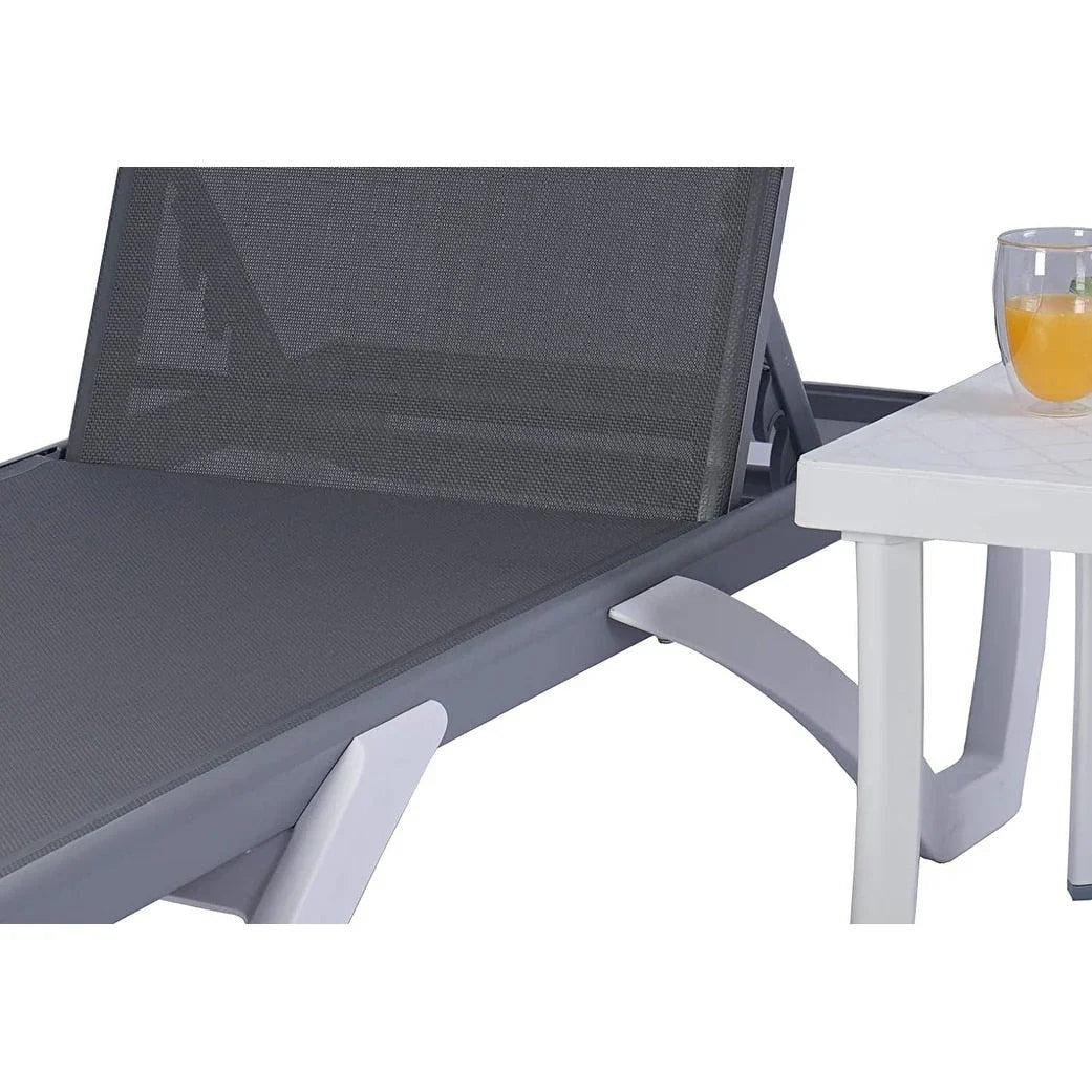 Kozyard Alan Chaise longue de patio inclinable et réglable, entièrement plate, en aluminium et résine de polypropylène