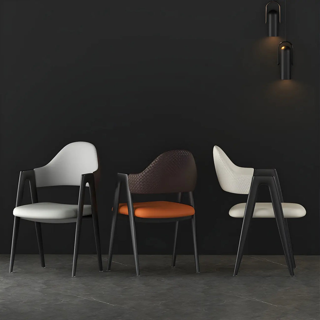 Chaise de salle à manger moderne en cuir à dossier ouvert et incurvé avec accoudoirs