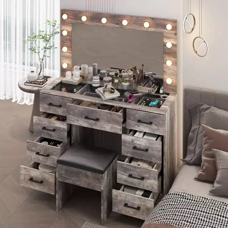 Ensemble de coiffeuse blanche
