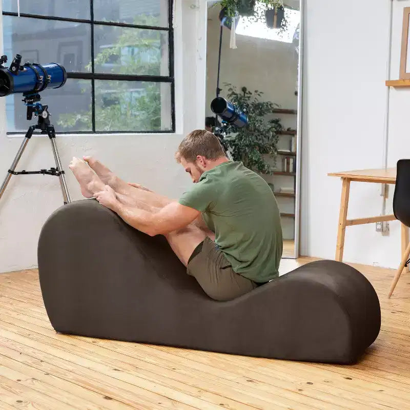 Avana Sleek Chaise Longue pour le yoga – Fabriquée aux États-Unis – Idéale pour les étirements, la relaxation, l'exercice et plus encore, 60D x 18W x 26H pouces, Gris clair