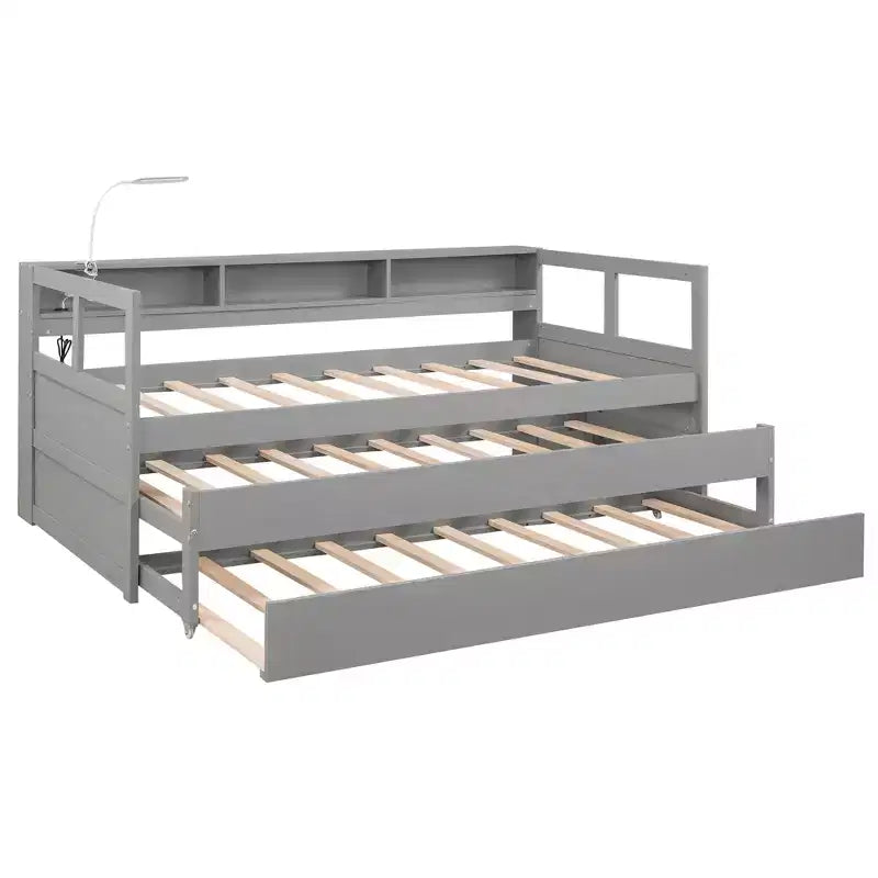 Lit de repos double XL Whisen en bois avec 2 lits gigognes, 3 compartiments de rangement, 1 lampe gratuite et port de chargement USB