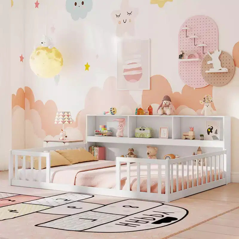 Lit de sol Montessori double/complet avec étagères de rangement et barrières de sécurité Blanc/Gris
