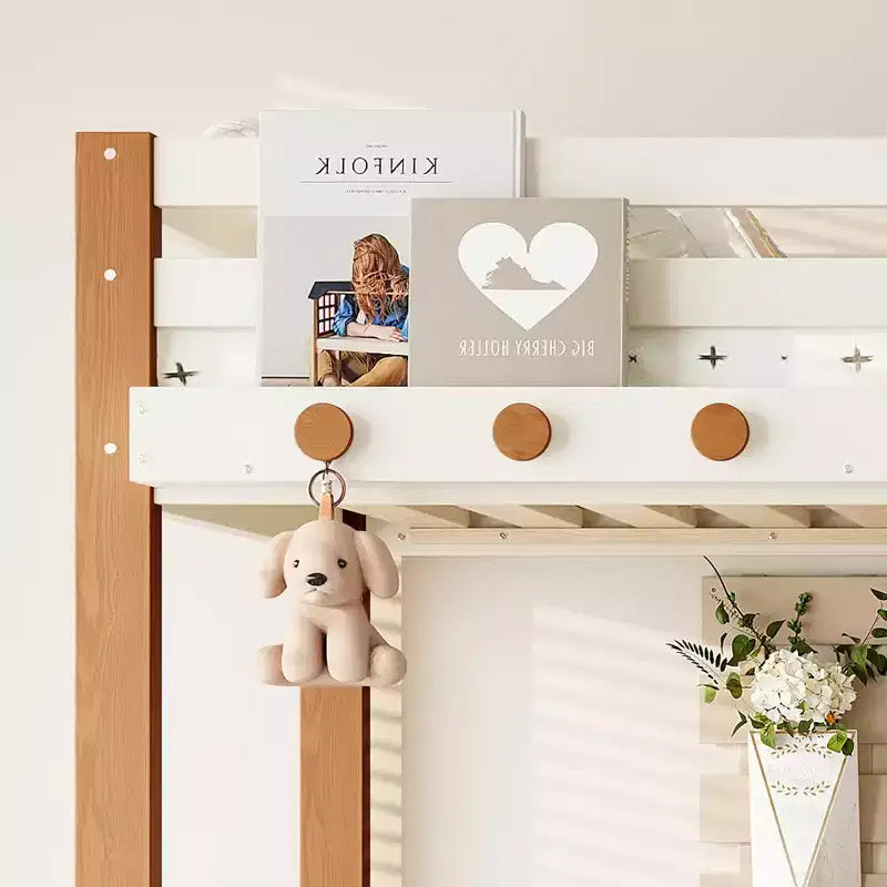 Lit mezzanine moderne avec crochet à vêtements, étagères de rangement et espace sous le lit