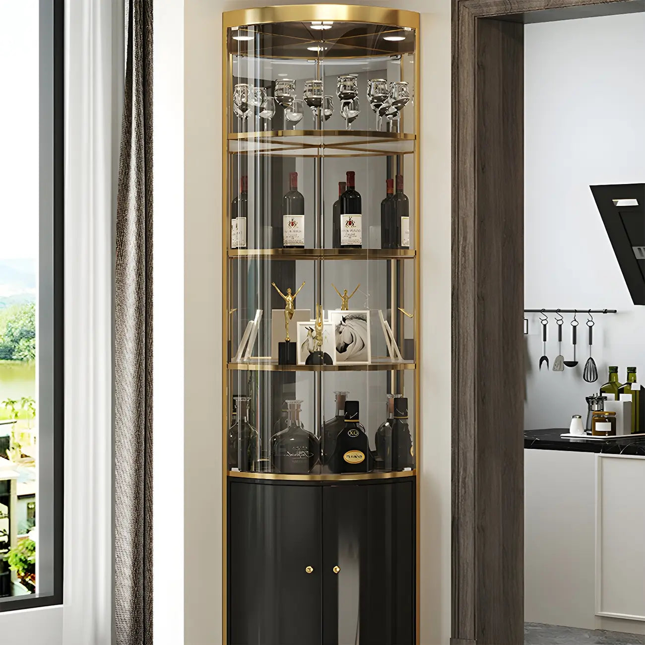 Vitrine d'angle arrondie en métal doré, verre et finition brillante Glam