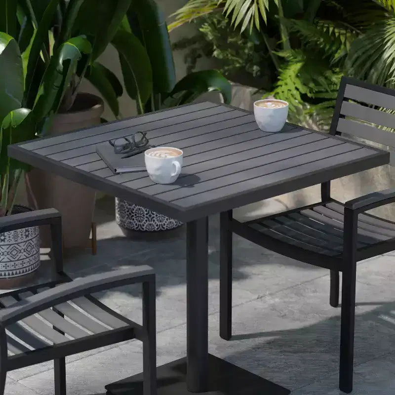Table de bistrot/salle à manger de jardin Flash Furniture avec lattes en poly imitation teck