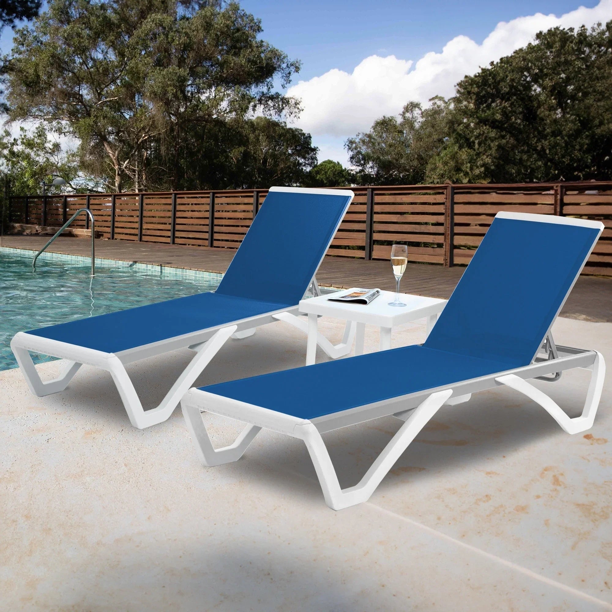 Kozyard Alan Chaise longue de patio inclinable et réglable, entièrement plate, en aluminium et résine de polypropylène