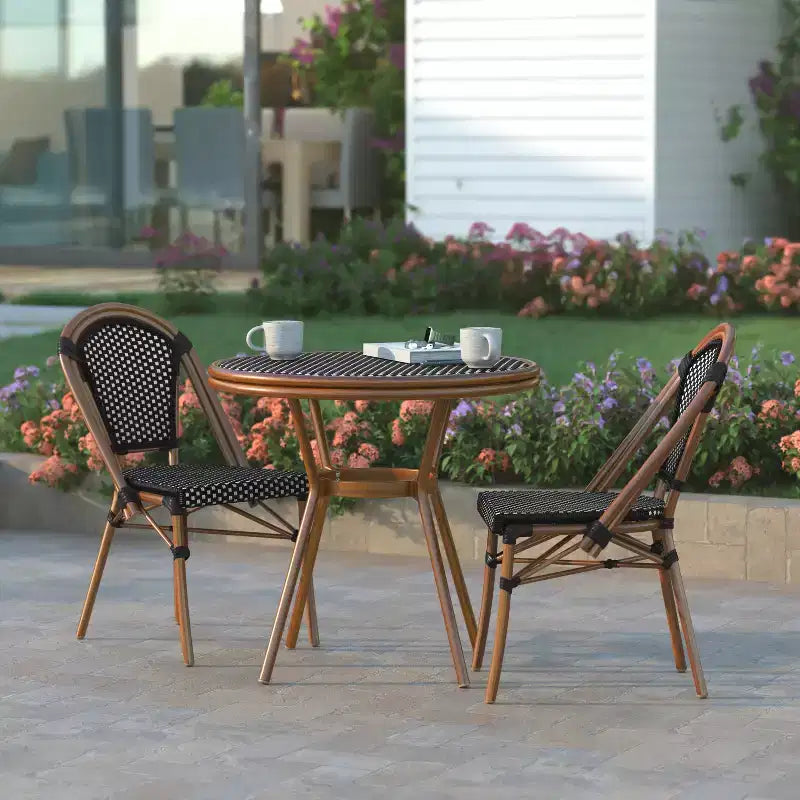 Table de style bistrot Emma & Oliver Colmar, 80 cm, pour intérieur/extérieur, avec rotin PE, plateau en verre et cadre en métal finition bambou