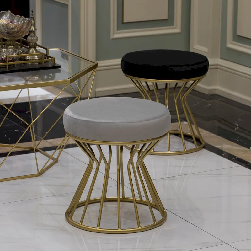 Pouf rond moderne en velours avec piètement incurvé en métal doré standard