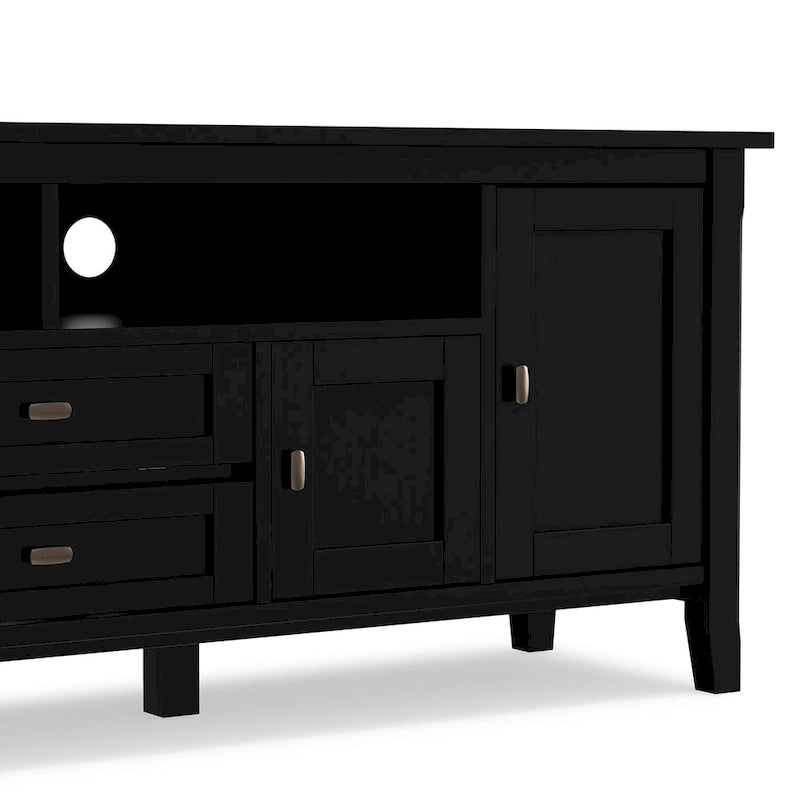Meuble TV WYNDENHALL Norfolk en BOIS MASSIF de 72 pouces de large pour téléviseurs jusqu'à 80 pouces - 72 L x 17,5 P x 26 H