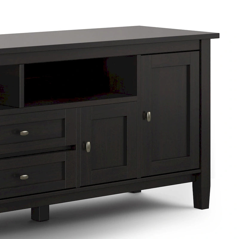 Meuble TV WYNDENHALL Norfolk en BOIS MASSIF de 72 pouces de large pour téléviseurs jusqu'à 80 pouces - 72 L x 17,5 P x 26 H
