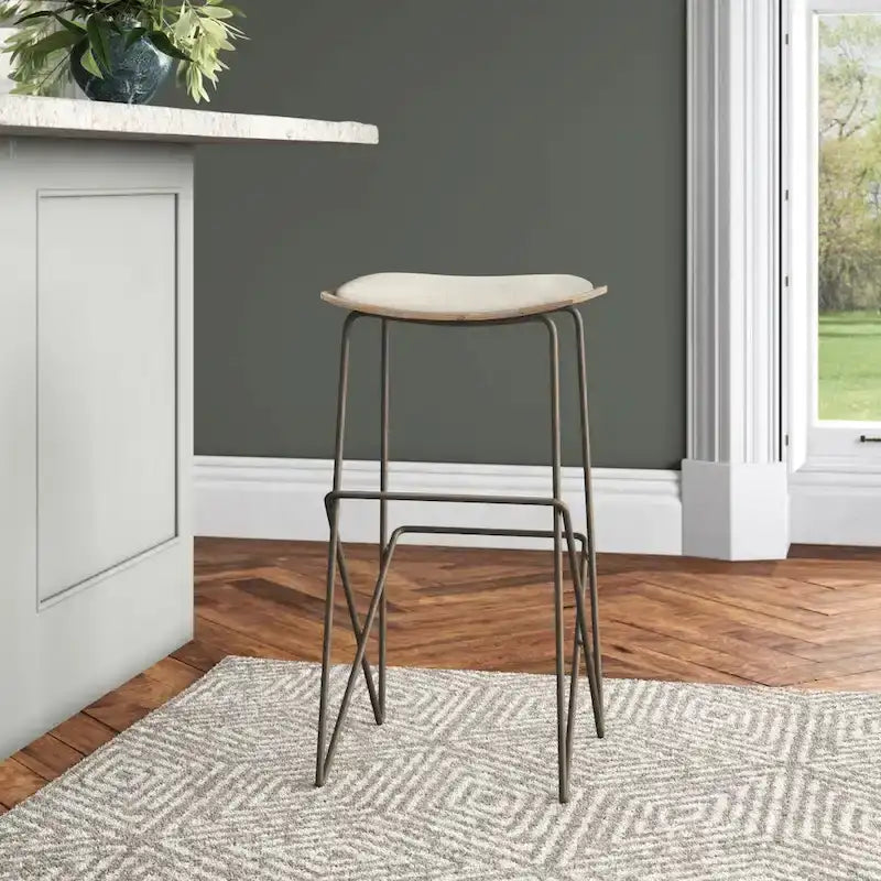 Tabouret de comptoir Katniss en tissu crème et piètement en métal doré
