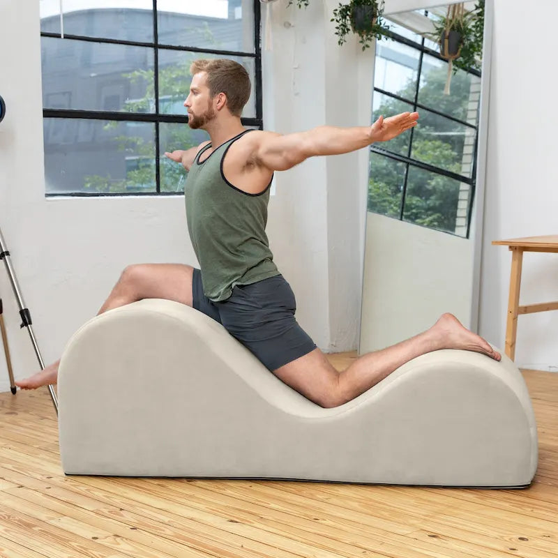 Avana Luvu Lounger - Chaise longue pour le yoga, l'exercice, les étirements, les massages et plus encore - Noyau en mousse haute densité