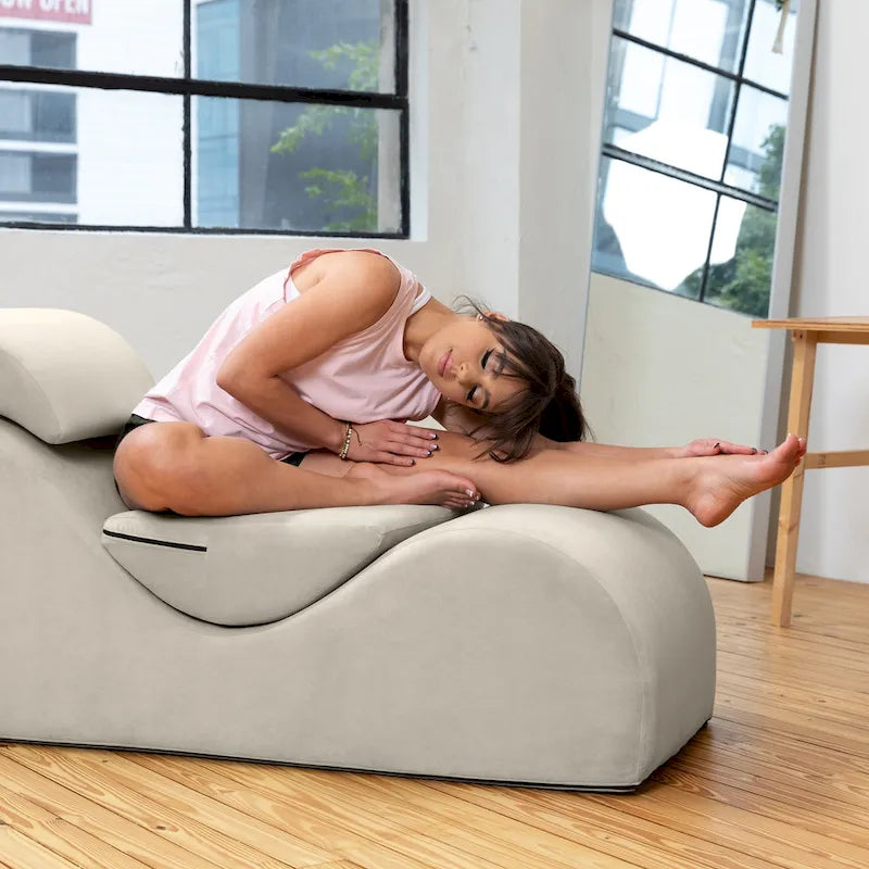 Avana Luvu Lounger - Chaise longue pour le yoga, l'exercice, les étirements, les massages et plus encore - Noyau en mousse haute densité