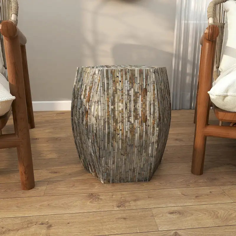 Magnifique tabouret contemporain en bois avec incrustation de coquillages
