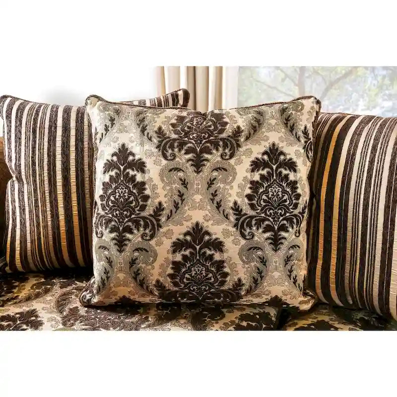 Canapé Pora marron traditionnel en chenille rembourré avec accoudoirs roulés, par Furniture of America