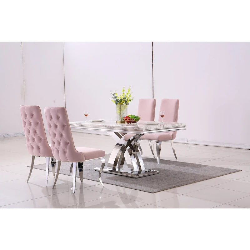 Table de salle à manger noire avec pieds en métal doré poli