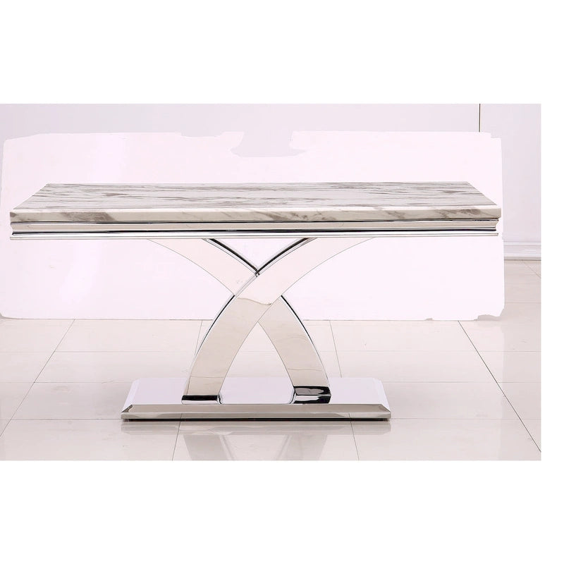 Table de salle à manger noire avec pieds en métal doré poli