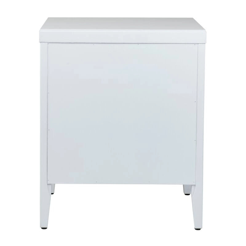 Table de chevet de rangement en bois peint avec tiroirs de East at Main