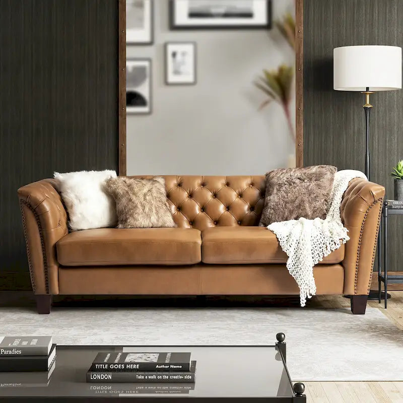 Canapé de salon Regina 82.5 en cuir véritable capitonné par HULALA HOME