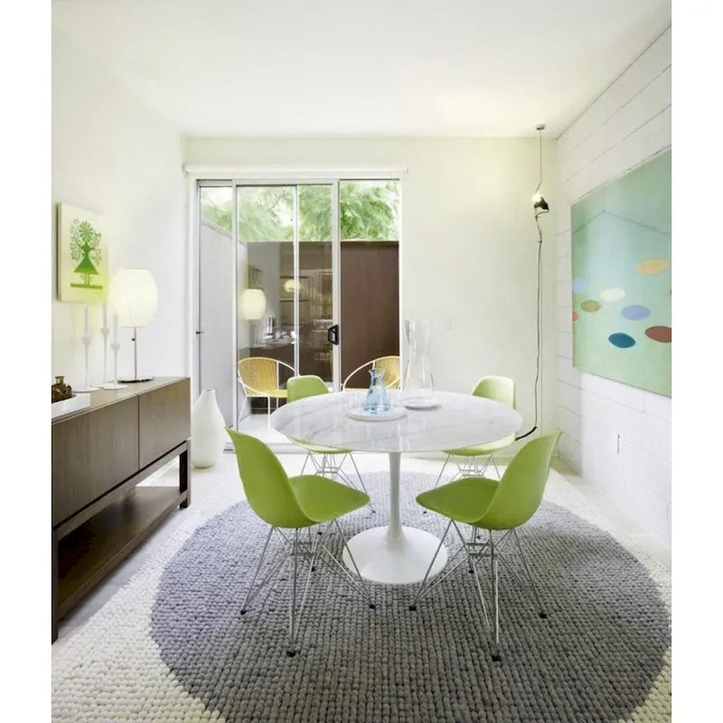 Lot de 2 Chaises de Salle à Manger Modernes en Plastique Moulé DSW sans Accoudoirs de Couleur Pyramide avec Pieds Eiffel en Fil Chromé