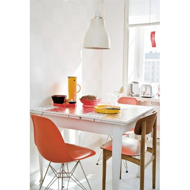 Lot de 2 Chaises de Salle à Manger Modernes en Plastique Moulé DSW sans Accoudoirs de Couleur Pyramide avec Pieds Eiffel en Fil Chromé