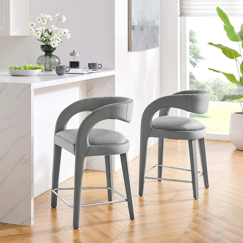Lot de deux tabourets de comptoir en velours Pinnacle Performance