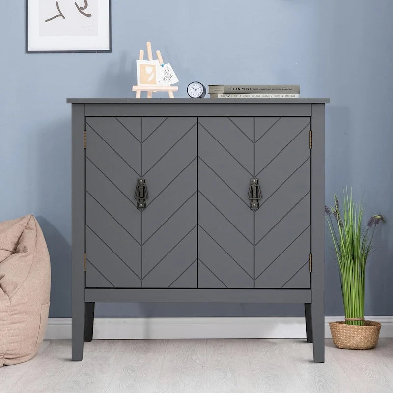 Meuble de rangement moderne et élégant en bois avec poignées en métal couleur laiton antique