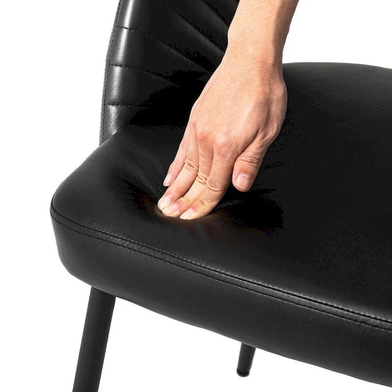 Chaise de salle à manger latérale Glitzhome Mid-Century Modern en cuir PU matelassé avec pieds fuselés en métal
