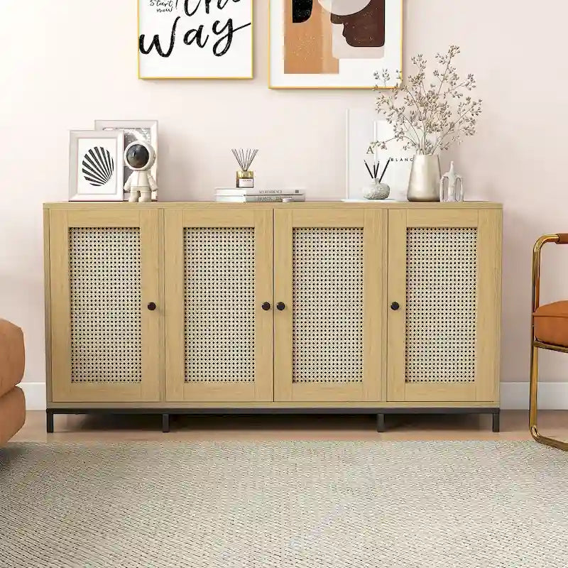 Buffet en bois de 150 cm de large à 4 portes avec étagères - 150 cm