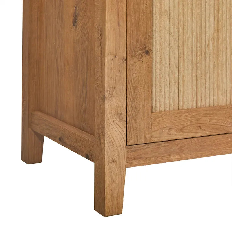 Buffet moderne Middlebrook de 70 pouces avec portes cannelées arquées