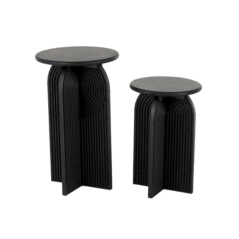 Table d'appoint ou de chevet piédestal sculptée en bois géométrique grès Art Déco - Lot de 2 noires - Roche River Decor