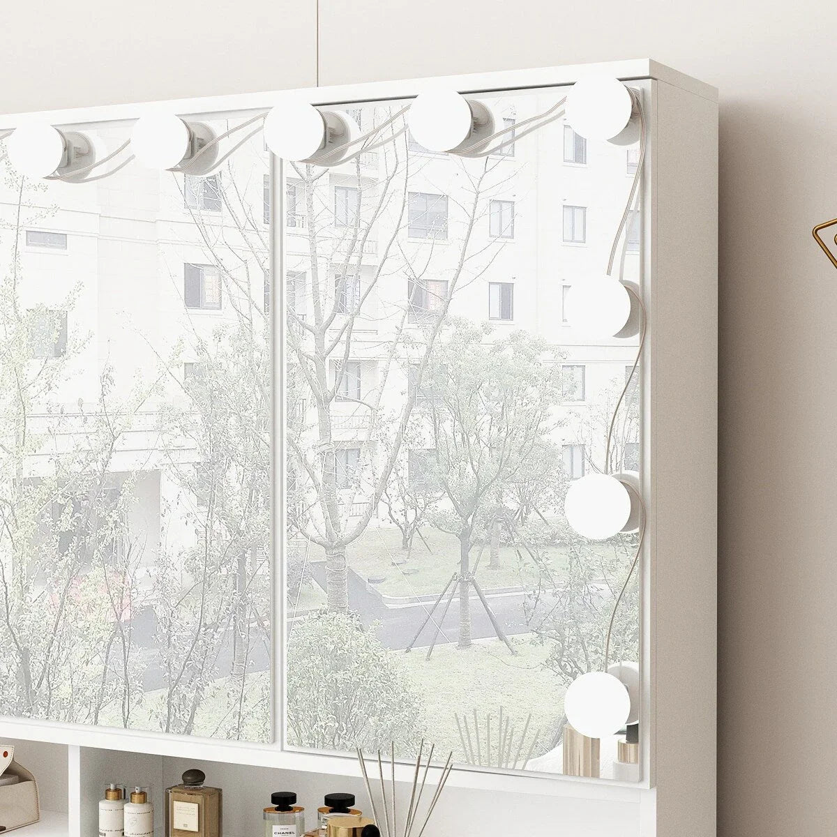 Coiffeuse avec miroir triptyque éclairage certifié et plateau en verre