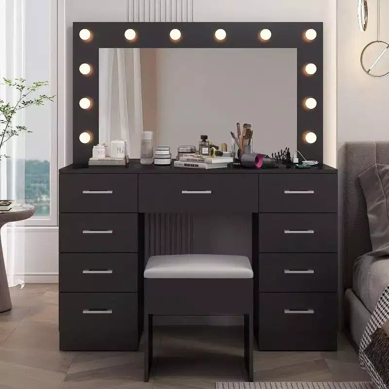 Ensemble de coiffeuse blanche