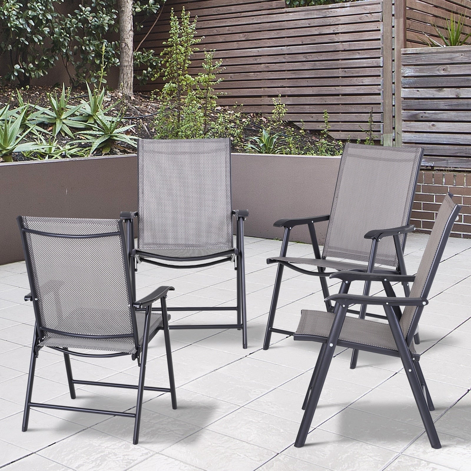Lot de 4 chaises pliantes Outsunny au design simple et élégant, confortables pour la terrasse, le jardin et les voyages