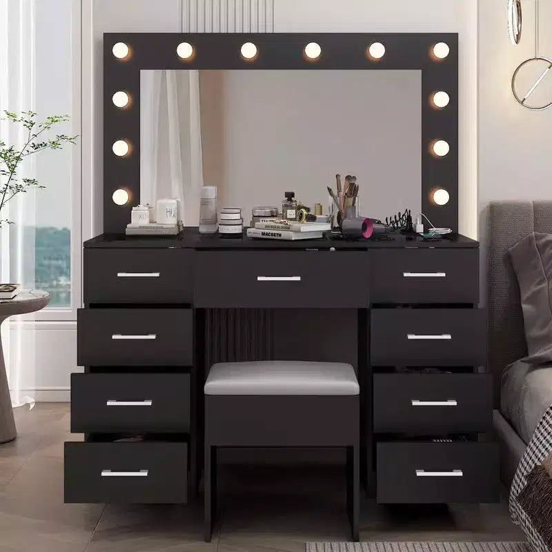 Ensemble de coiffeuse blanche