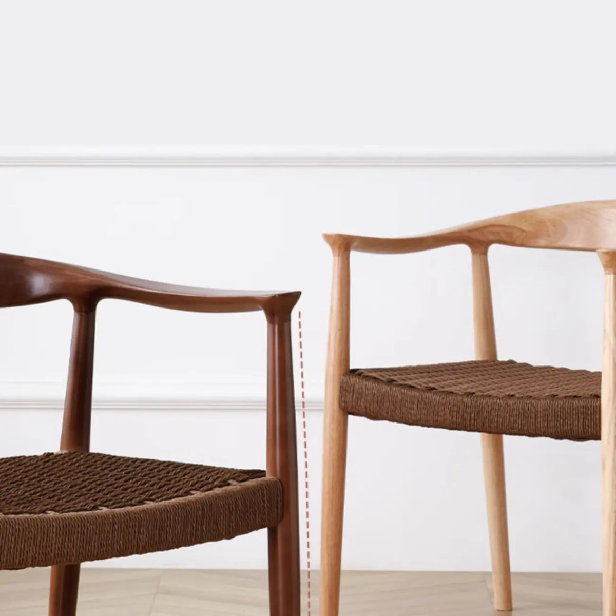 Chaise de salle à manger scandinave incurvée en bois tressé avec accoudoirs