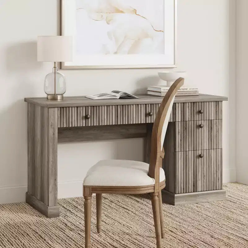 Meuble de rangement de bureau cannelé, bureau de direction moderne de 54 po avec station de recharge, bureau d'ordinateur en bois avec tiroirs classeurs pour bureau d'étude