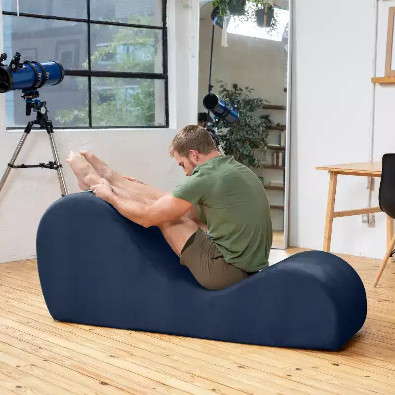 Avana Sleek Chaise Longue pour le yoga – Fabriquée aux États-Unis – Idéale pour les étirements, la relaxation, l'exercice et plus encore, 60D x 18W x 26H pouces, Gris clair